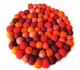 onderzetter van viltkralen