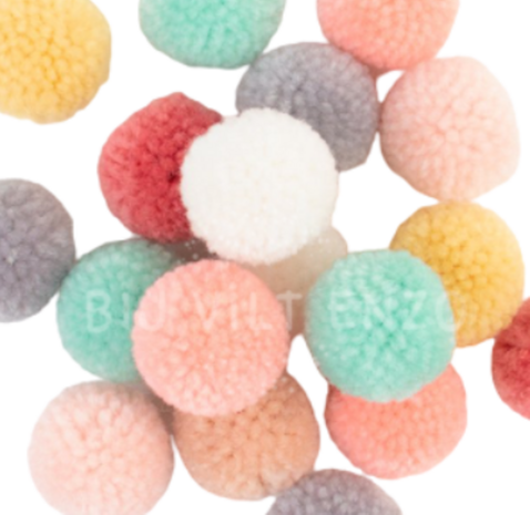 Pompon Pastel Mix Bij vilt enzo